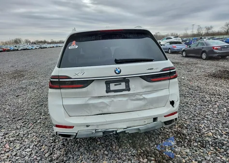 2024 BMW X7 xDrive40I z USA, uszkodzony, nr VIN 5UX23EM01R9T90024